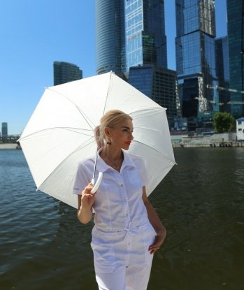 Я креативная и страстная, знаю, как принести наслаждение и удовлетворение. Живу в Москве и готова предложить тебе самые разнообразные услуги. Приходи, и я погрузлю тебя в мир наслаждения и сексуального блаженства. У меня есть отличные отзывы и я гарантирую полную конфиденциальность. Смотри мои фото, чтобы увидеть мою прекрасную фигуру и очаровательное лицо. Я жду тебя, чтобы сделать нашу встречу незабываемой. 💋💄🔥 Ярослава